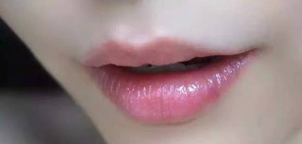 不能更心塞，说说那些攒够了钱也买不到的口红……