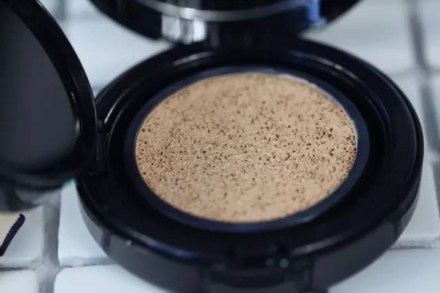 人人都说好的气垫,到底气垫好用还是粉底液好用