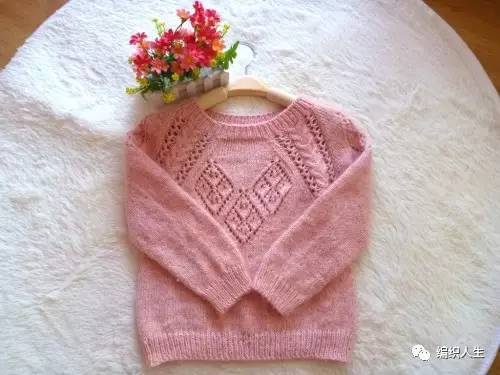 从上往下织镂空花套头衫花样图解,男大童套头衫从上往下织图解