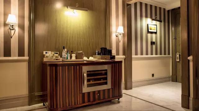 迪拜七星级酒店排行榜,迪拜瑞吉酒店深度分析