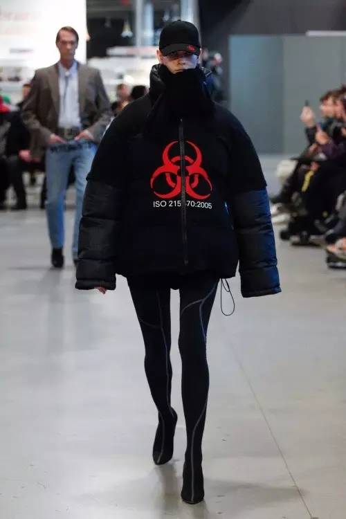 vetements最新款,vetements经典款