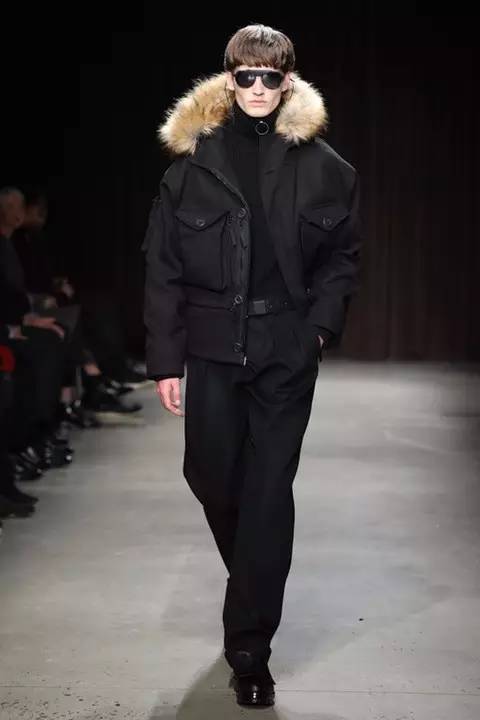 男装周报道｜Boss：除了灰西装，还能走得更远吗？