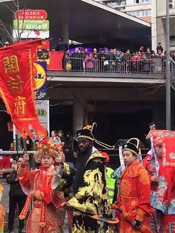 再不分手就要买礼物了,再不分手要送礼物了