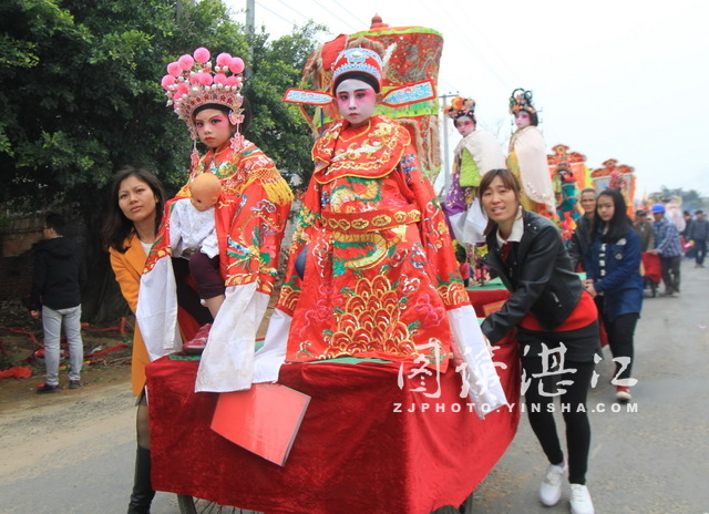 最近比较流行的活动,湛江年例游神活动