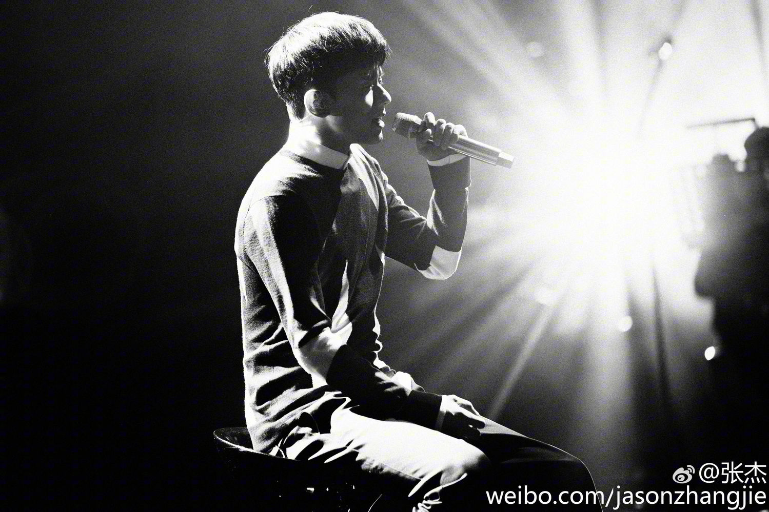 张杰感动全场的歌曲,张杰唱歌视频完整版