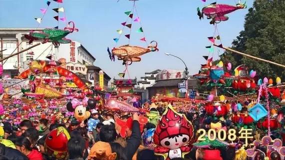 秦淮灯会有哪些看点值得你来,第35届秦淮灯会璀璨亮灯