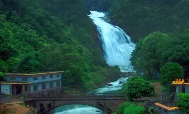 最近广东省抓了哪些人,广东28个贫困县