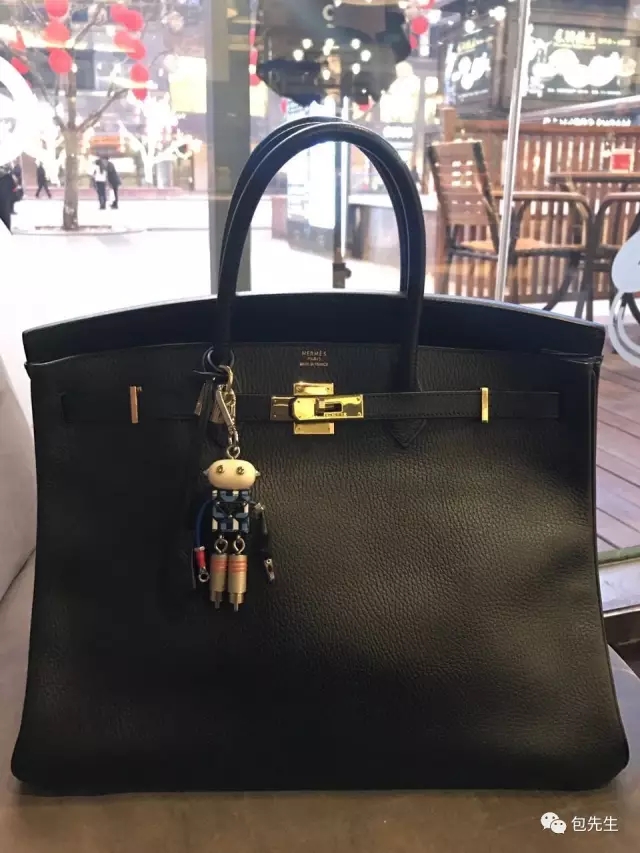 包粉晒包，新年到，用新包，送祝福！