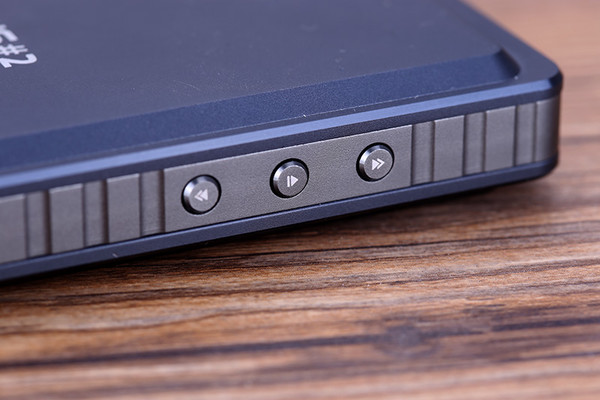 为什么韩国的音乐*放播**器都卖那么贵现在又多了一台