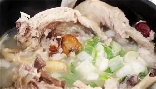 在青岛，你不用去韩国，就可以吃到的高逼格正宗韩国料理……