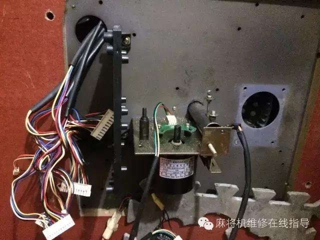 麻将机输送的小件制作过程,麻将机小偏门配件