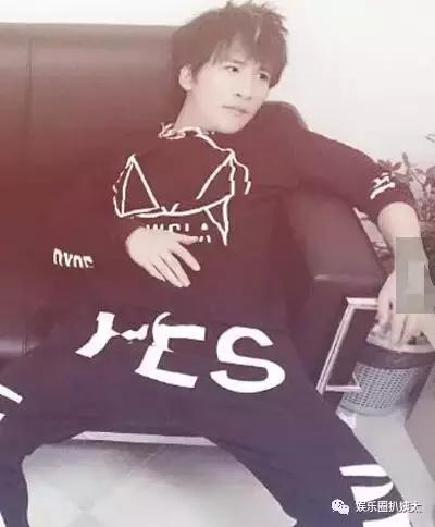 张杰下腰歌唱,张杰大张伟开场舞