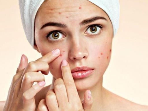 皮肤起囊肿疙瘩怎么处理,皮肤长脓包痘痘是什么原因