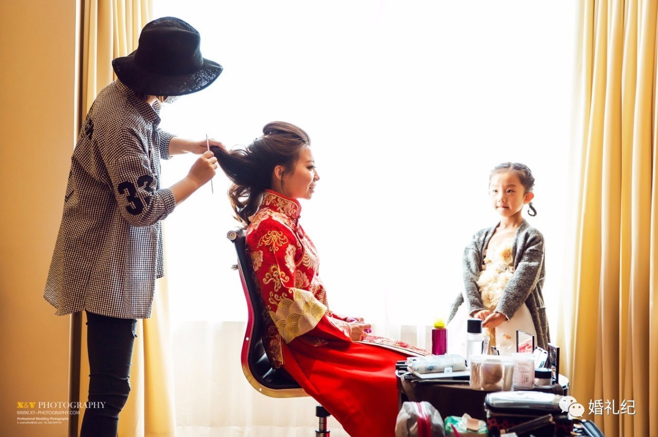 如何挑选婚礼跟拍师,正确的婚礼跟拍方式