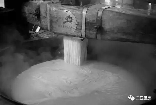 你吃过很多桂林米粉，却可能一碗正宗的都没吃到过