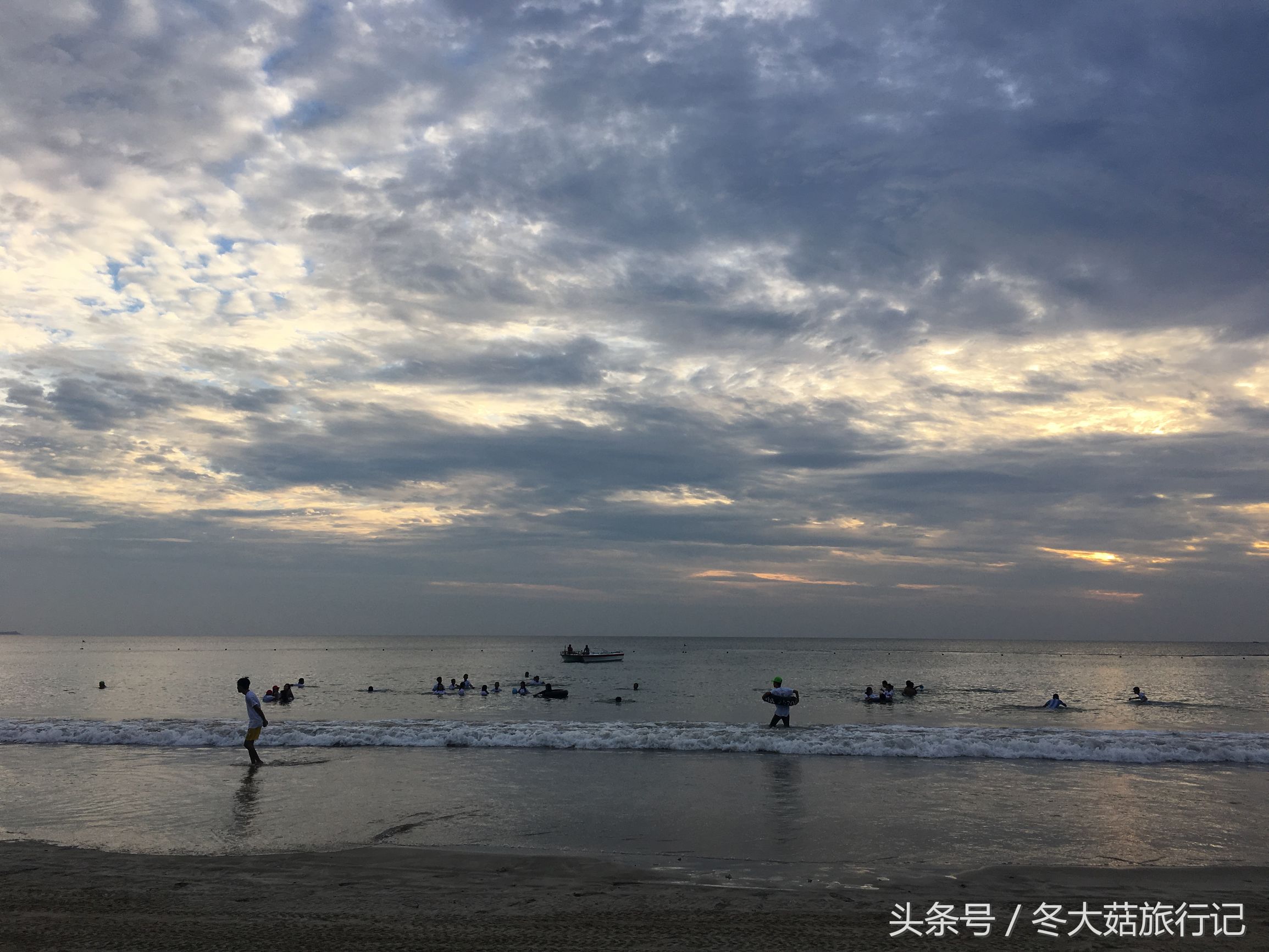 缅甸维桑沙滩，邂逅做梦都想去中国的中缅混血儿