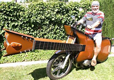 吉他与机车,吉他和机车