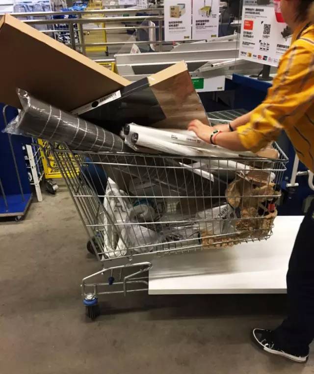 暗黑风格出租屋改造,暗黑房子出租