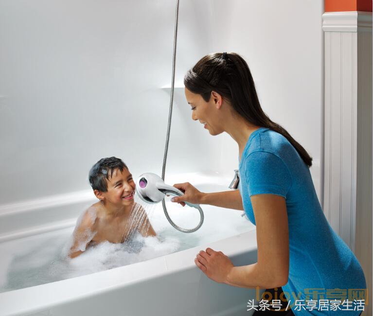 适合爸妈的卫生间装修,日式卫生间装修分享