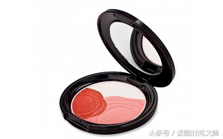 桃花腮爱不停，13款粉嫩系腮红测评