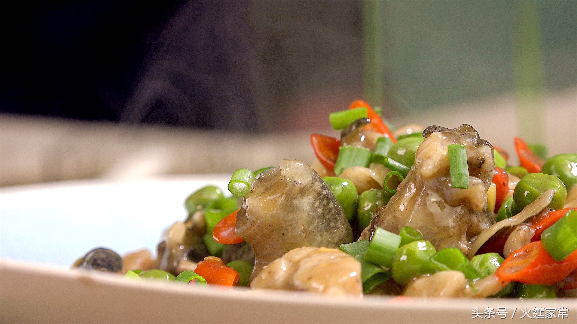 牛蛙怎么烧又嫩又好吃,卤牛蛙怎么让肉不散