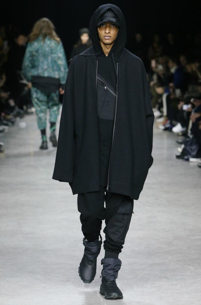 秋冬简约男装,20年秋冬男装流行风格