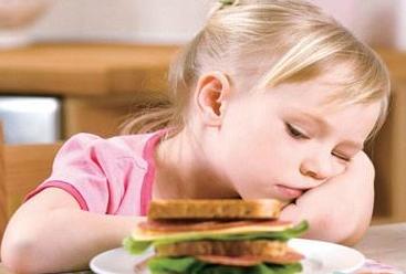 白癜风得病原因和治法,白癜风发病跟饮食有关吗