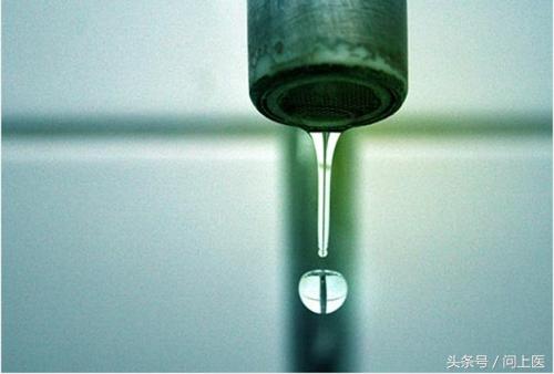 佩戴隐形眼镜注意事项,隐形眼镜佩戴注意细节