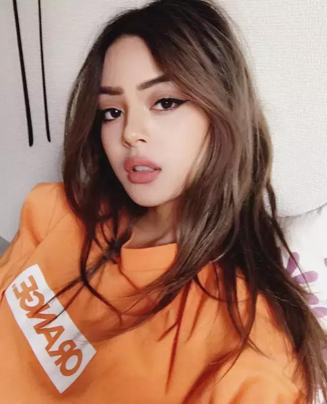 朴灿烈的个人抖音,抖音网红版朴灿烈