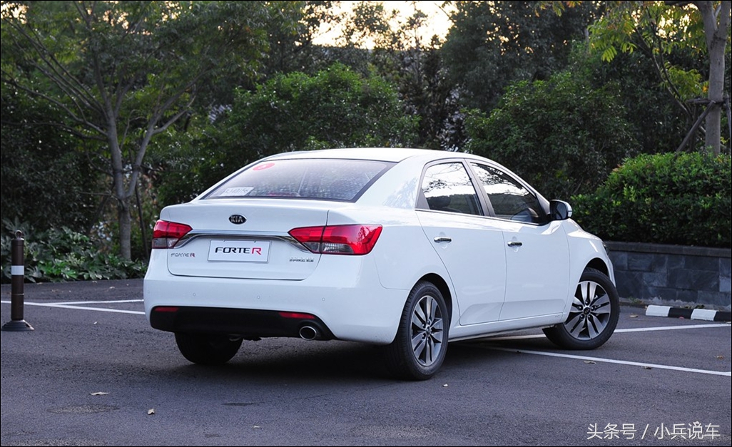 东风悦达起亚福瑞迪怎么样,悦达起亚福瑞迪19款试驾