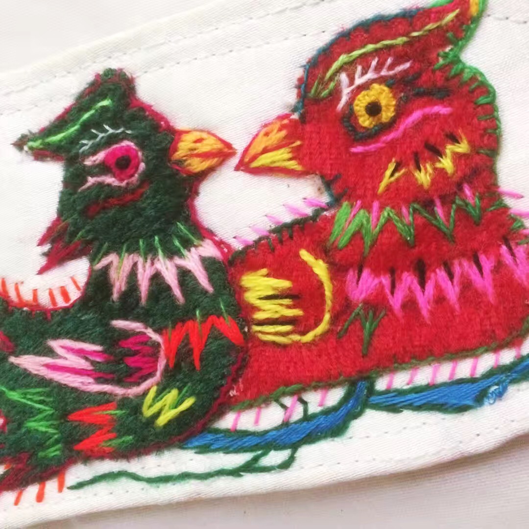 一针一线纯手工绣花鞋垫,缝鞋垫我是认真的纯手工绣花鞋垫