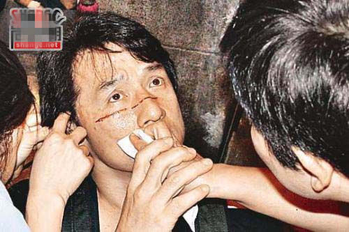 为什么成龙能够享誉国际,成龙世界各国影响力