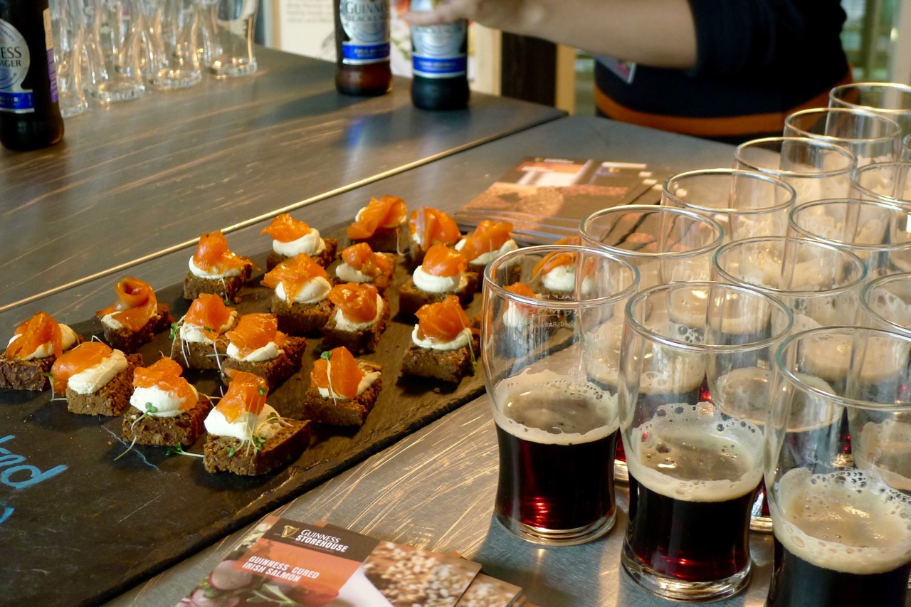 健力士与吉尼斯世界纪录的关系,吉尼斯世界纪录和健力士