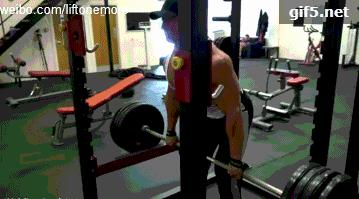 背部训练怎么让背部发力感更好,最有效的一个下背部训练动作