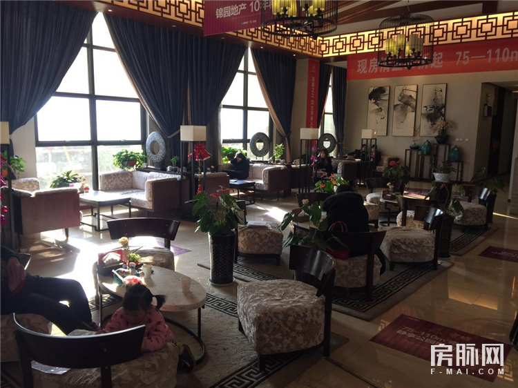 城西刚需盘春晓华苑,千米内医院、公园、学校一应俱全!