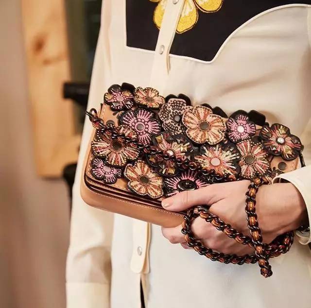 coach美国靠谱代购,在美国买coach为什么这么便宜