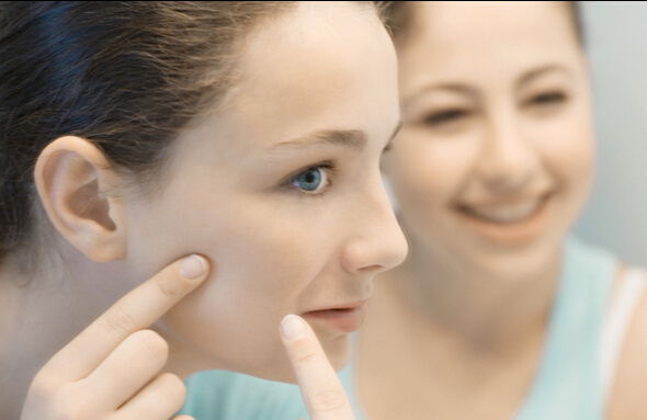 用了一年护肤品没效果,别人调侃你用好的护肤品