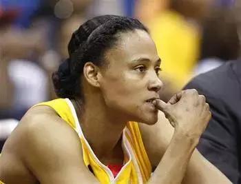 乔丹失败的奇才生涯,乔丹生涯早期被淘汰