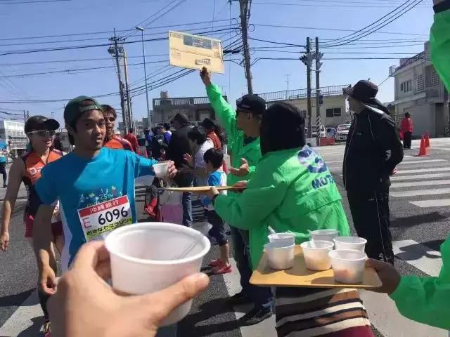 你们以往跑的都是假的马拉松！｜鹿透社0220