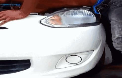 生活小妙招汽车玻璃润滑,汽车凹痕用开水管用吗