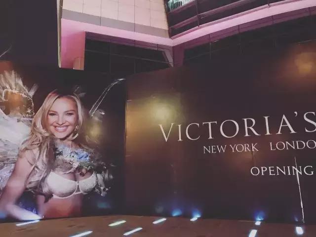 成都维密店铺在太古里,天使降临四川