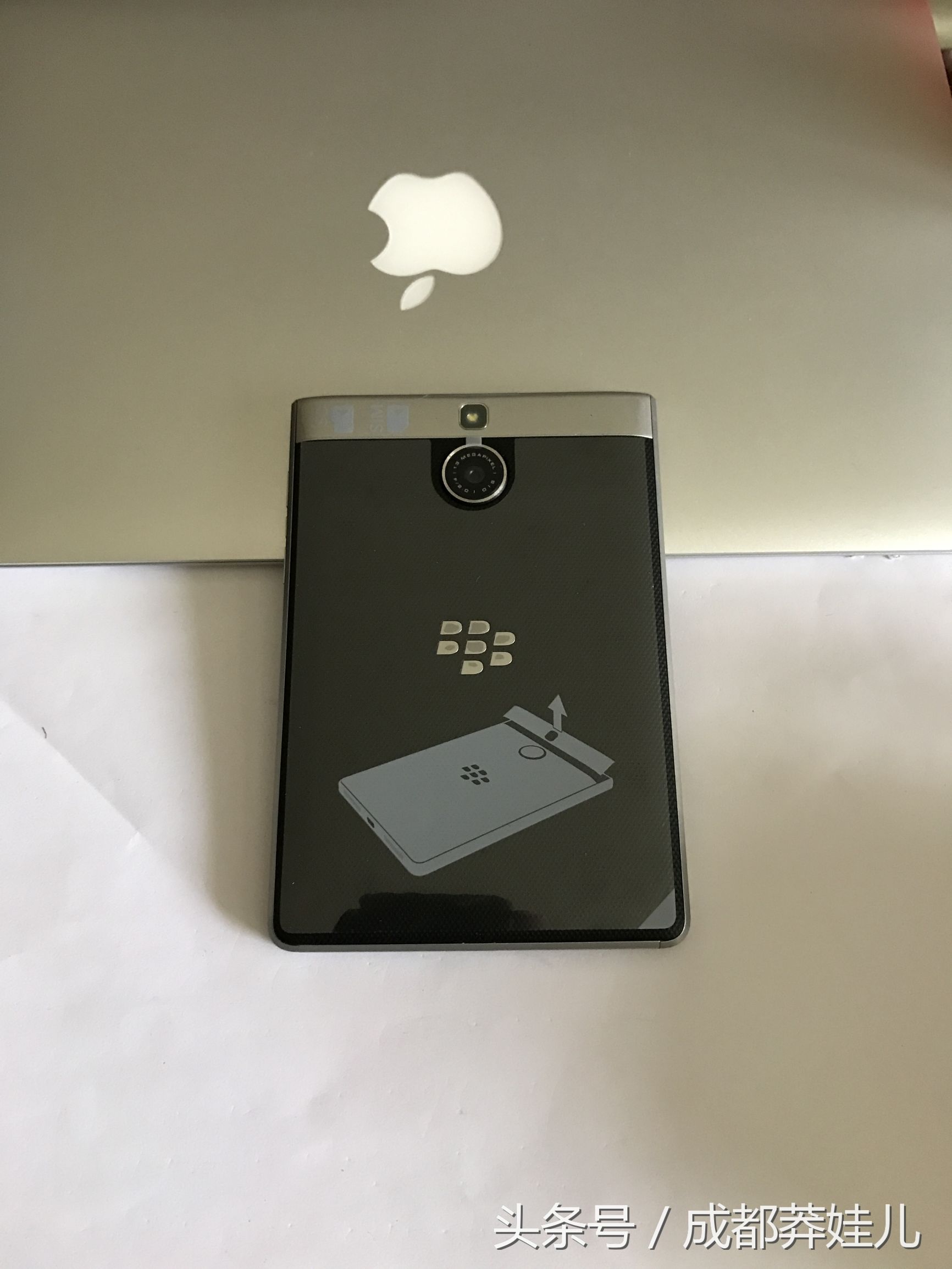 黑莓passport二代评测,黑莓手机passport二代银色