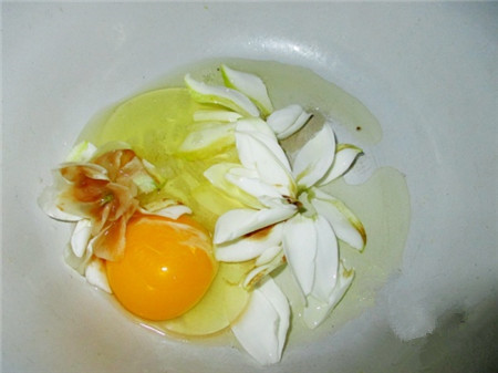 栀子花能吃吗有什么好处,栀子花能吃吗会不会上火