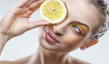 首选五种偏方祛痘印,顽固难消的长期痘印