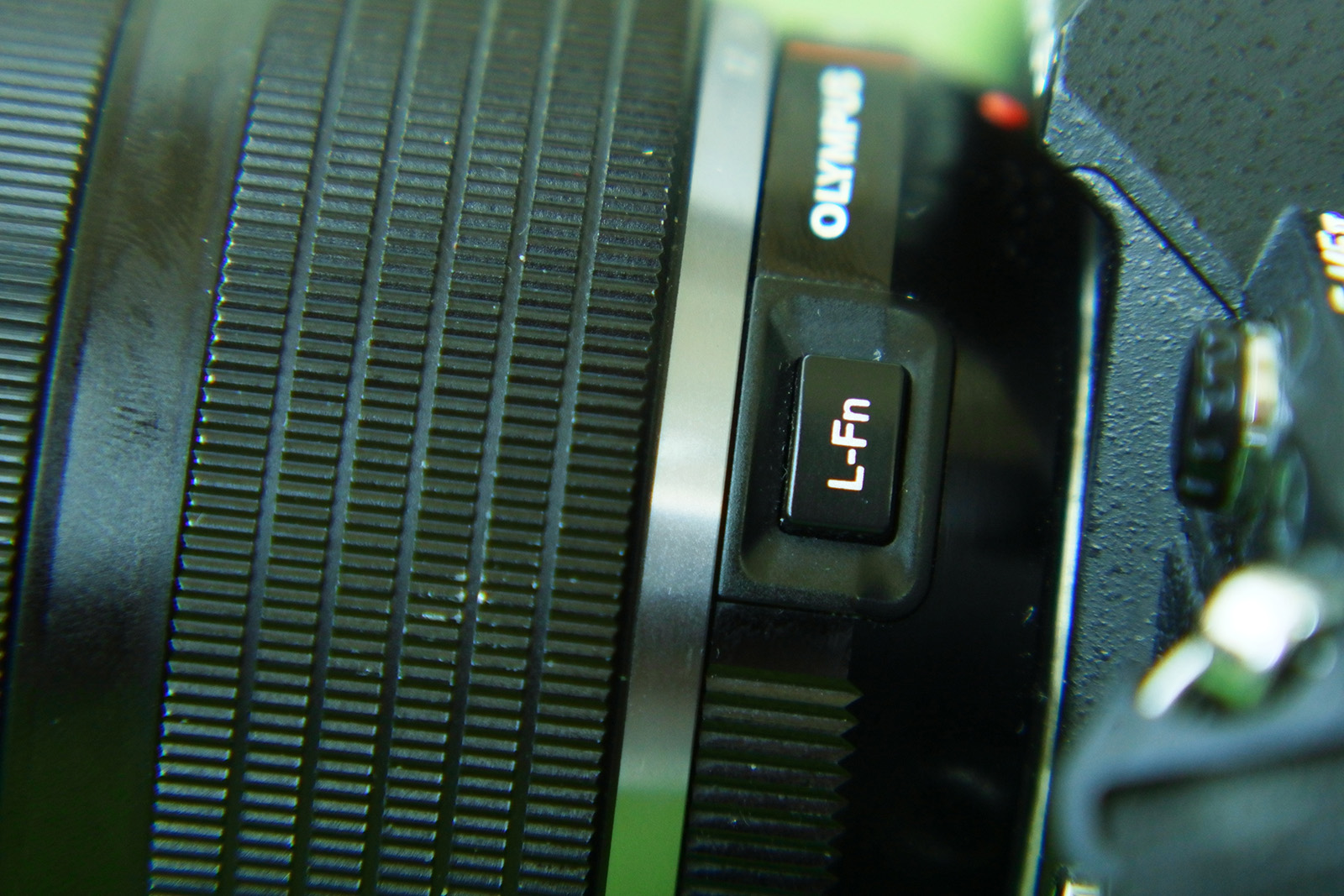 M4/3微单系统中,最适合摄影旅行的三款便携相机