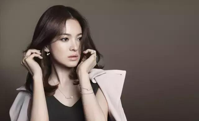 明星同款百元饰品,百元能买到什么化妆品