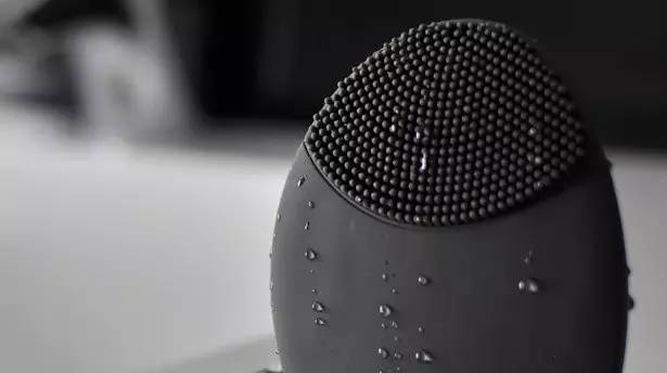 foreo洁面仪哪个更实用,最新foreo触感洁面仪使用说明