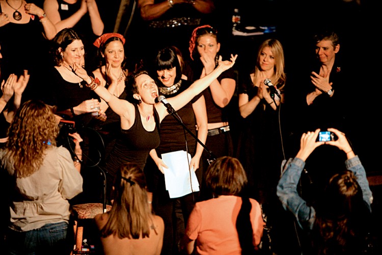 三重心跳曼哈顿多幕剧