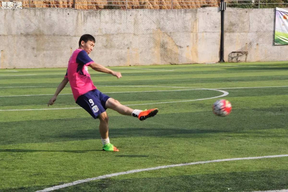 nikehypervenom毒蜂3顶级,hypervenom耐克