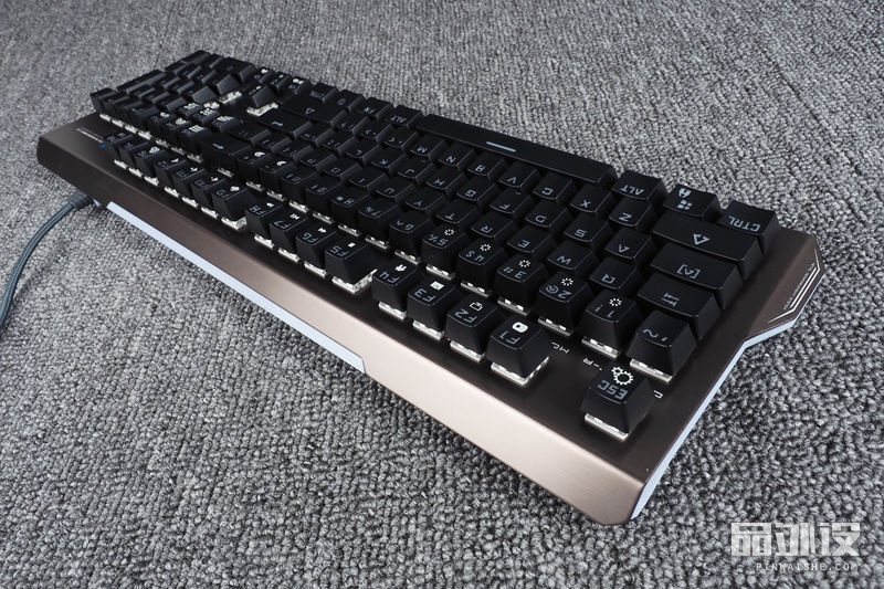 宜博机械键盘k751,宜博机械键盘k727灯效